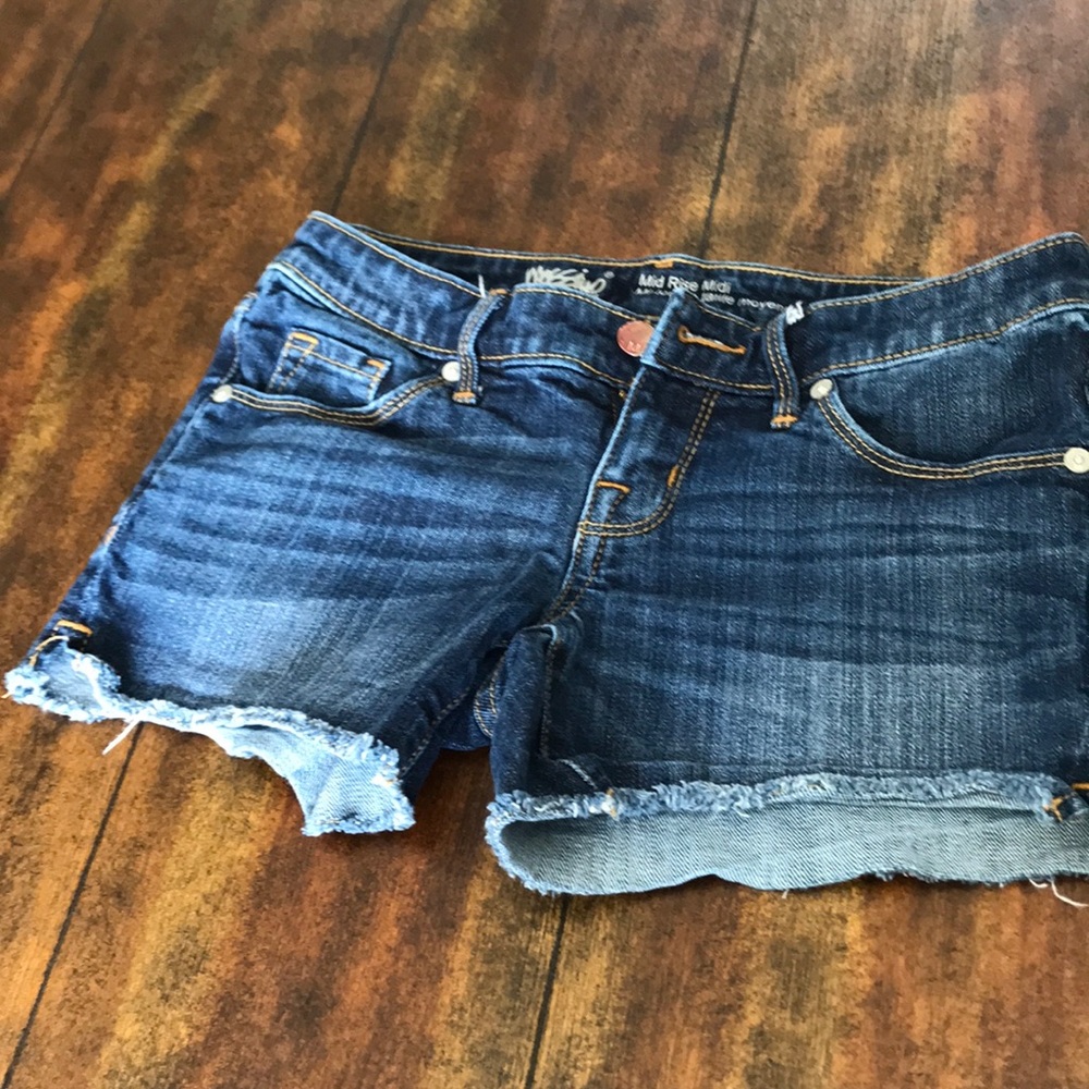 Women’s Midrise Midi Denim Shorts